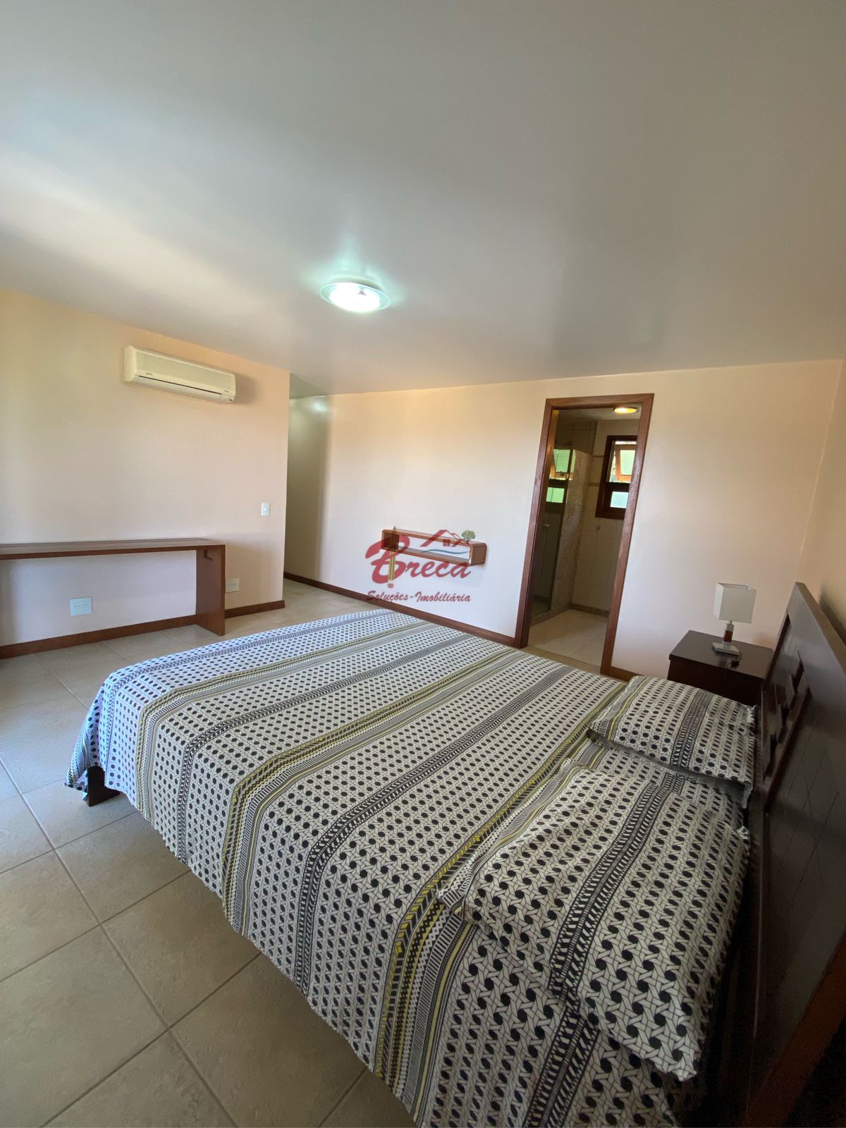 Excelente casa alto padrão á venda em condomínio privativo - Geribá - Búzios/RJ