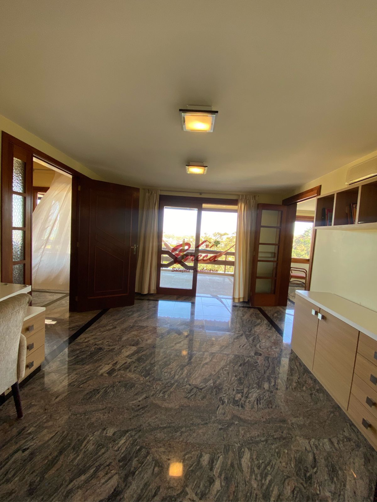 Excelente casa alto padrão á venda em condomínio privativo - Geribá - Búzios/RJ