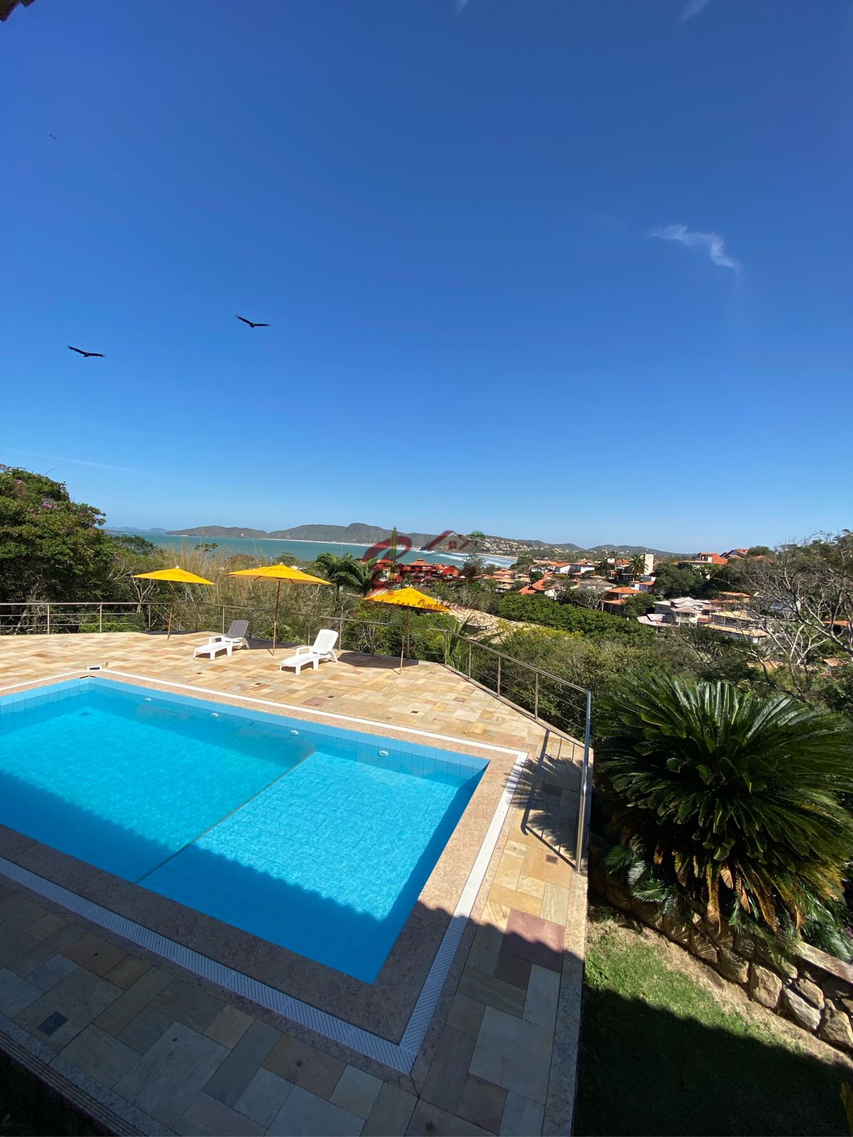 Excelente casa alto padrão á venda em condomínio privativo - Geribá - Búzios/RJ