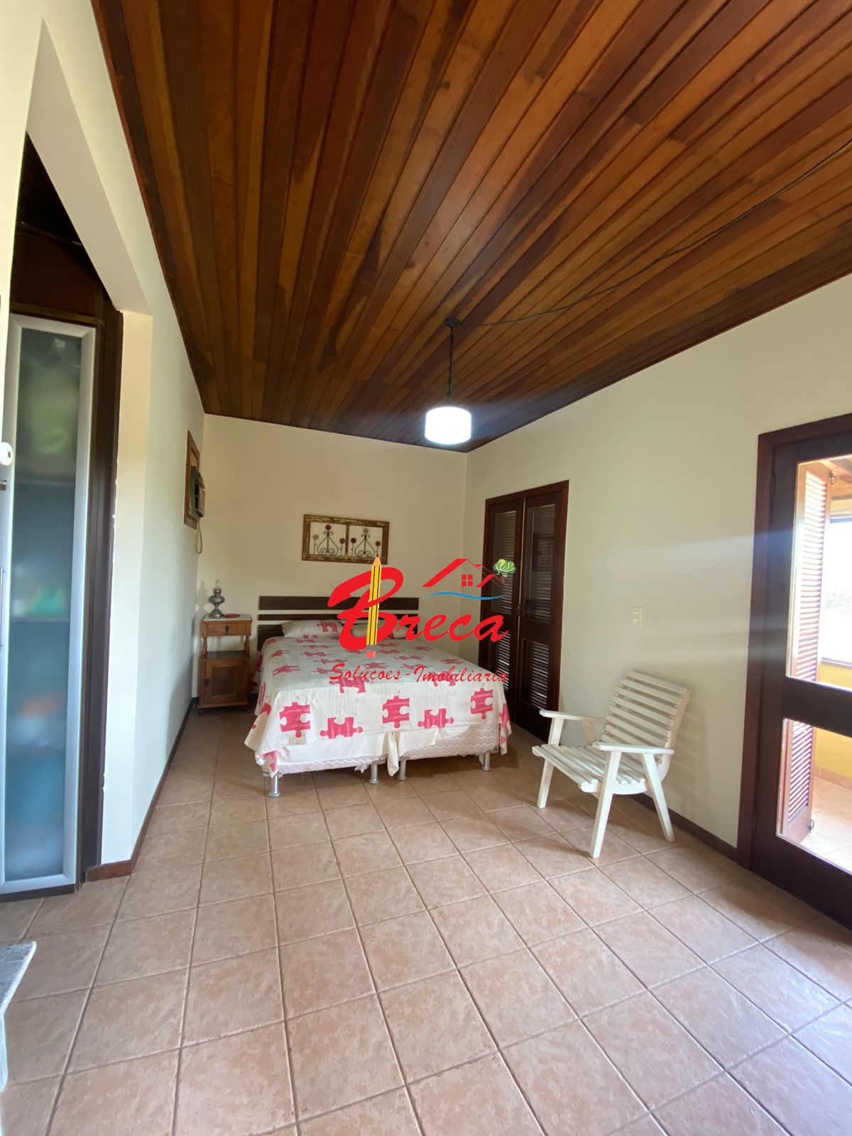 Excelente casa á venda em condomínio privativo João Fernandes/Búzios/RJ