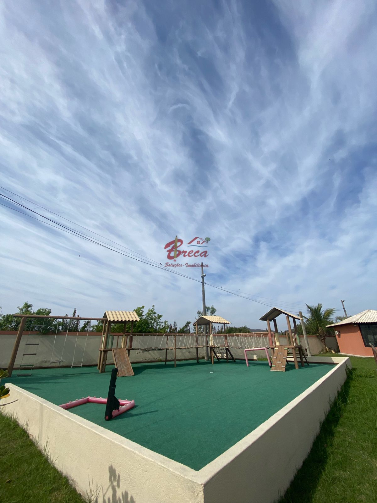 Excelente casa duplex á venda em condomínio privativo Marina-BÚZIOS/RJ