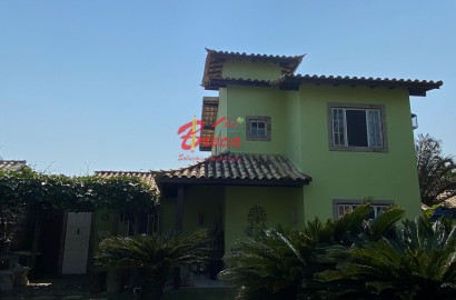 Excelente casa duplex á venda em condomínio privativo Marina-BÚZIOS/RJ