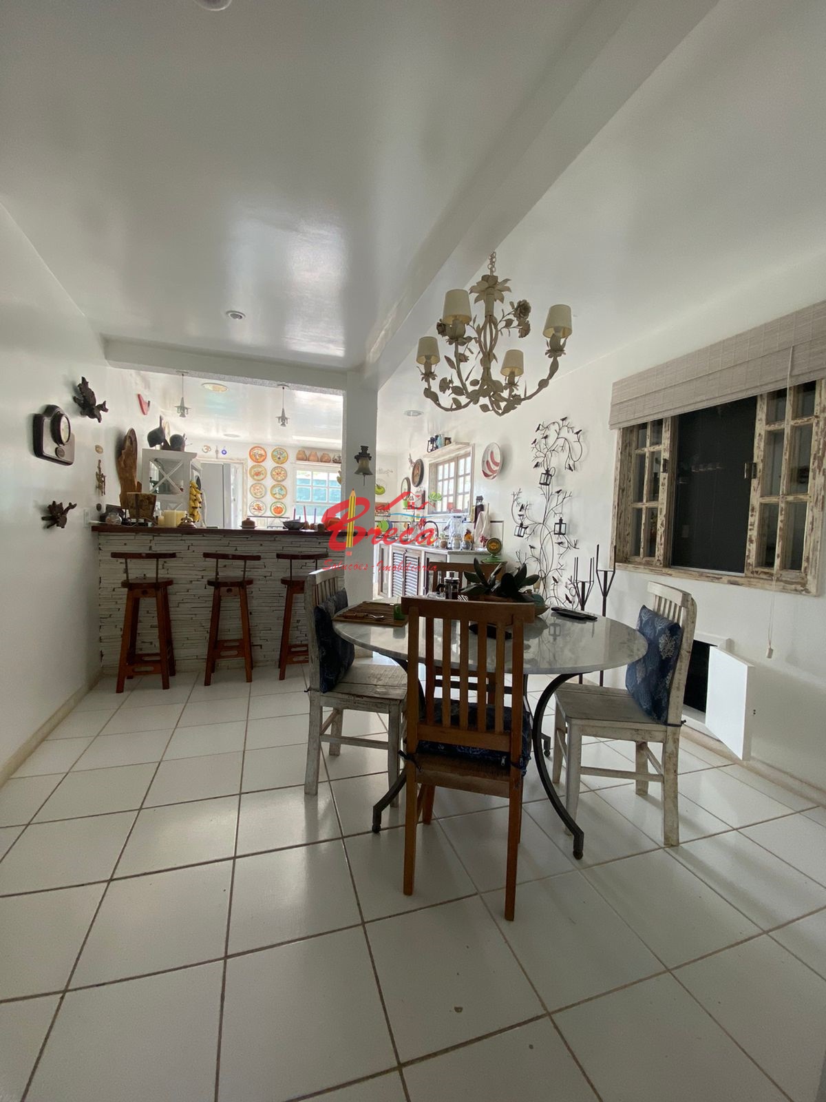 Excelente casa duplex á venda em condomínio privativo Marina-BÚZIOS/RJ