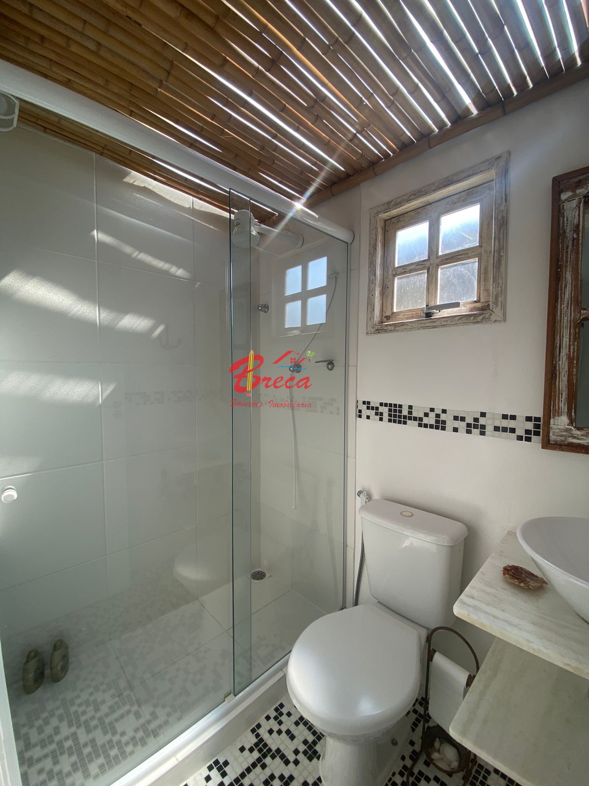Excelente casa duplex á venda em condomínio privativo Marina-BÚZIOS/RJ