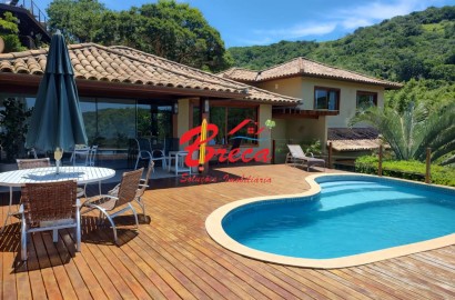 Casa exclusiva em condomínio á venda - Praia do Forno - Búzios / RJ